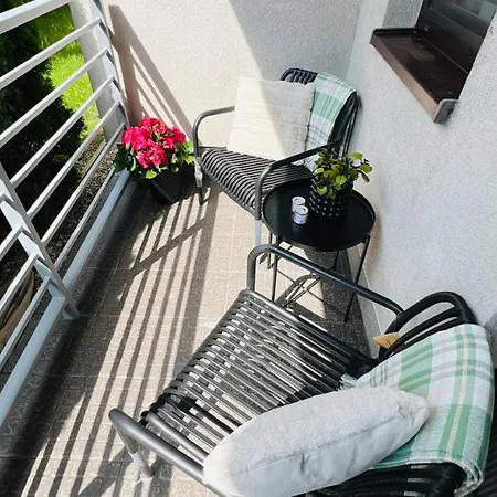 Lägenhet My Happy - Rodzinny Przy Parku *